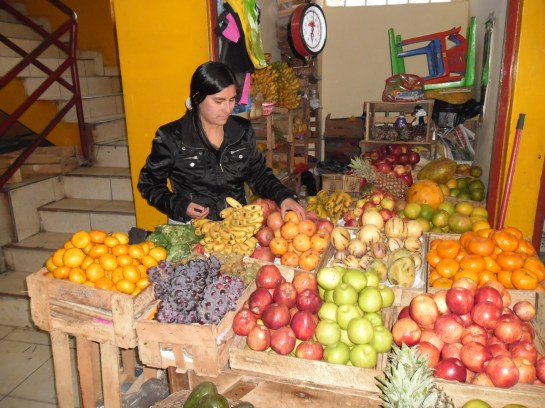 Webought a lot of mangoes from Maria, in the public market.